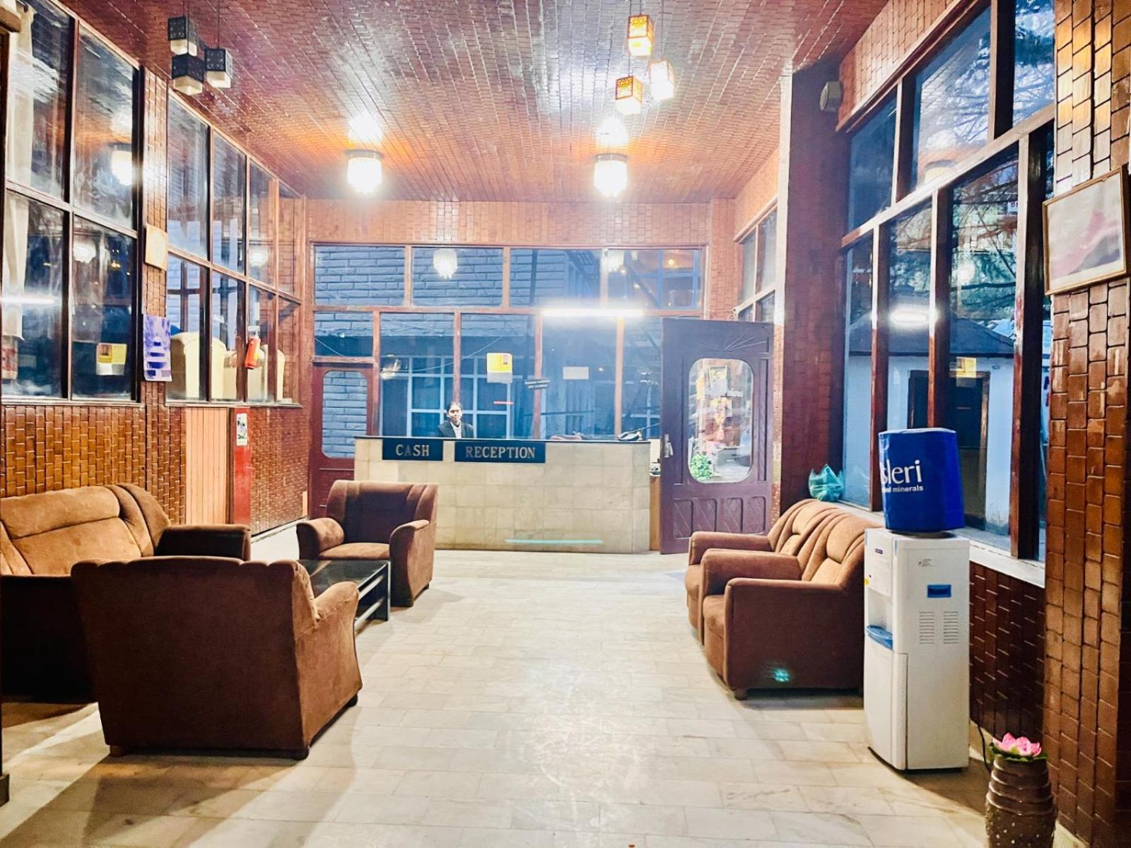 The Hadimba Palace # Mountain View ! Family ! Big Private Parking ! Near To Mall Road 4*