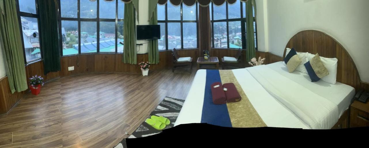 The Hadimba Palace # Mountain View ! Family ! Big Private Parking ! Near To Mall Road Hotel