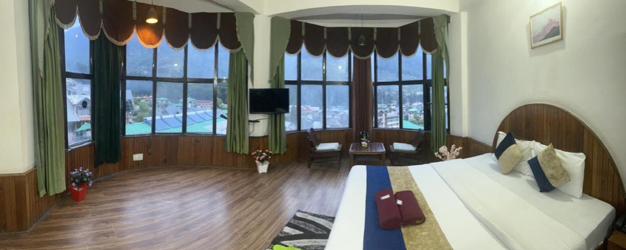 Hotel The Hadimba Palace # Mountain View ! Family ! Big Private Parking ! Near To Mall Road